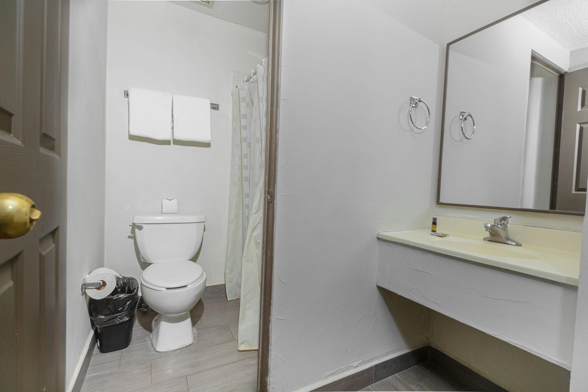Plaza Del Arco - Hotel 3*